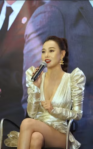 Phương Oanh: Sụt mất 5 kg nhưng được thoả sức "bung lụa" trong "Lựa chọn số phận" ảnh 3