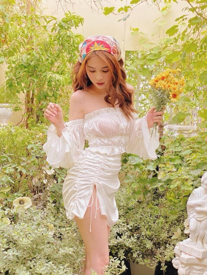 Showbiz 30/7: Tóc Tiên “nhá hàng” MV mới, Erik khoe bộ ảnh body “cực phẩm“ ảnh 16