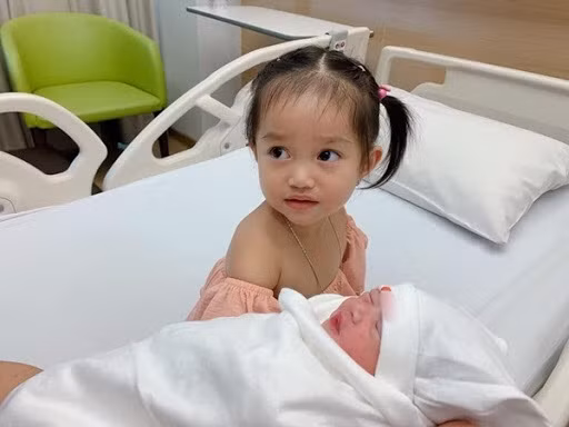 Cao Thái Sơn 9 tháng sắm 4 căn biệt thự; Đỗ Mỹ Linh gây sốt khi diện bikini nóng bỏng ảnh 15
