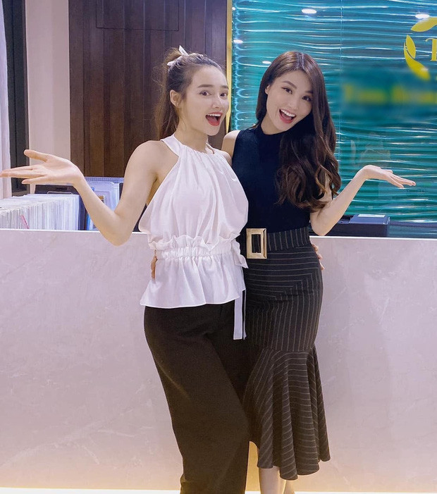 Showbiz 16/7: Xuân Nghị về thăm trường cũ; Sơn Tùng lọt Billboard Social 50 ảnh 19