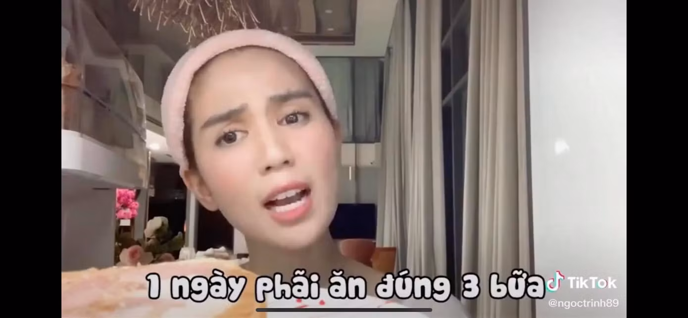 Ngọc Trinh 3h sáng “vét” sạch tủ lạnh, Võ Hoàng Yến bó tay: “Mày khùng thiệt luôn“ ảnh 1