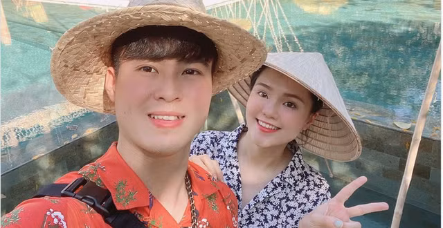 Showbiz 12/5: Quỳnh Anh lên tiếng về tin đồn bị Duy Mạnh “đi đường quyền” nơi công cộng ảnh 1