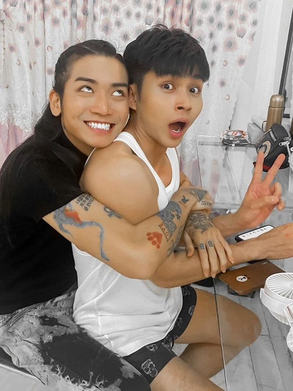 Showbiz 5/7: Huyền My nhập hội với Mai Phương Thúy giữa ồn ào “cạch mặt” Phương Oanh ảnh 11