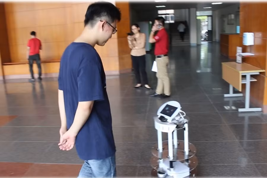 Sắc màu SV 1/7: 9X Việt thành hoa khôi tại Nhật, ra mắt “khách sạn 8 sao kiêm ĐH Văn Lang“ ảnh 17