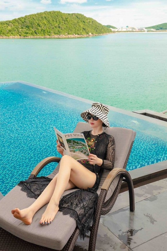 Showbiz 28/6: Lynk Lee lần đầu khoe vòng 1 nóng bỏng, Lâm Vỹ Dạ bức xúc khi bị mạo danh ảnh 15