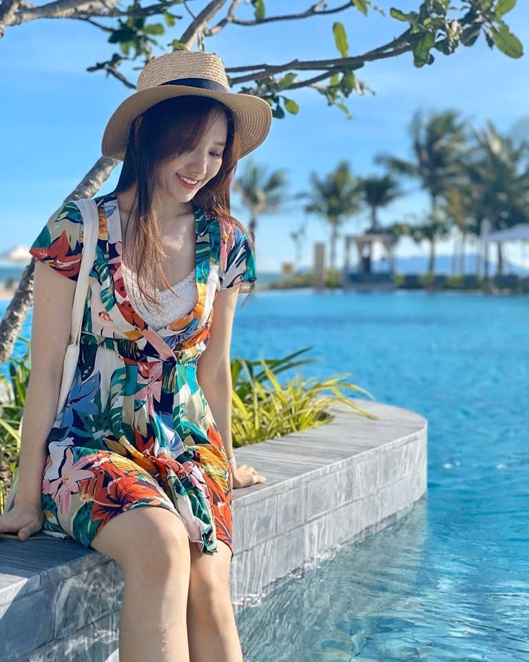 Showbiz 25/6: Thúy Vân dính nghi vấn cưới chạy bầu, Phillip Nguyễn - Linh Rin tái hợp ảnh 13