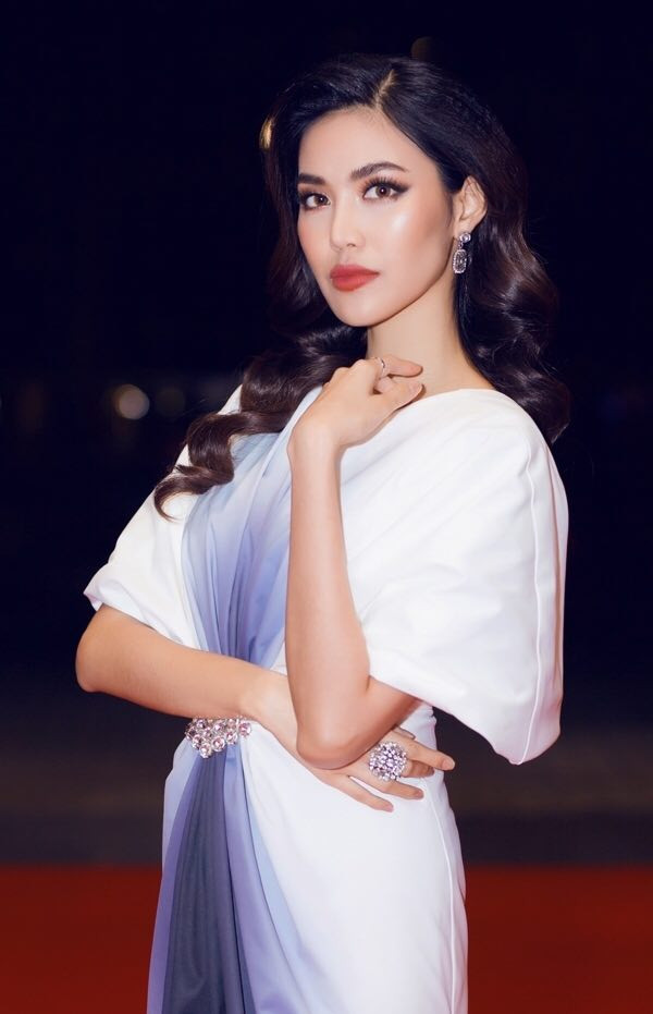 Hoa hậu Việt Nam 2006 nóng bỏng từng centimet ảnh 16