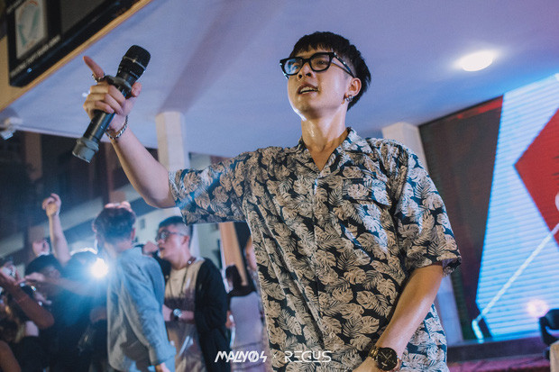 Sắc màu SV 22/7: Hotboy RMIT trở thành MC trẻ nhất VTV7, nữ sinh “ngủ sấp mặt” ở Đà Lạt ảnh 12