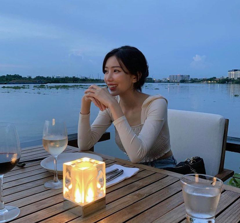 Showbiz 19/6: Minh Hằng tung ảnh hở bạo đón sinh nhật, Lynk Lee nhan sắc thăng hạng ảnh 10