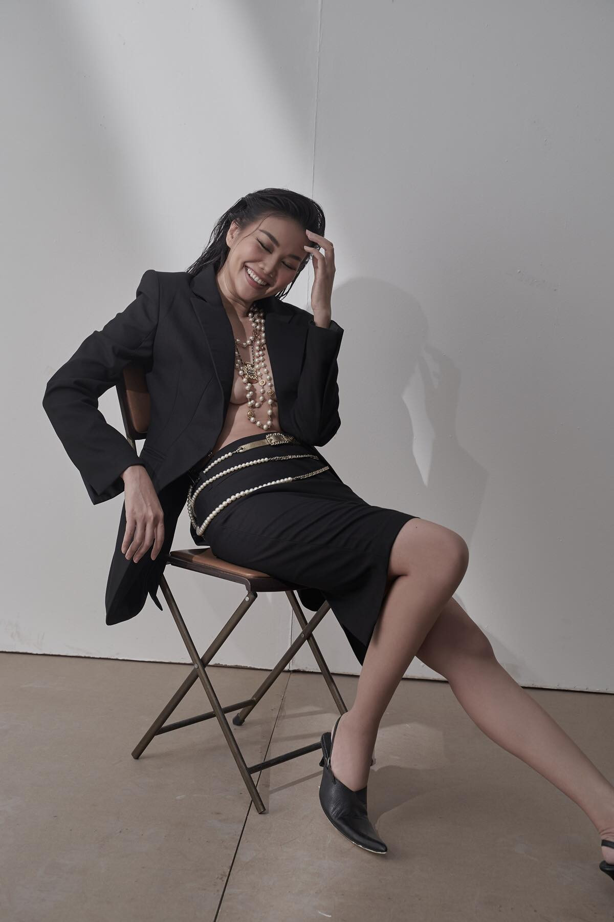 Trường Giang phủ sóng nhiều gameshow; Thanh Hằng diện vét không nội y ảnh 18