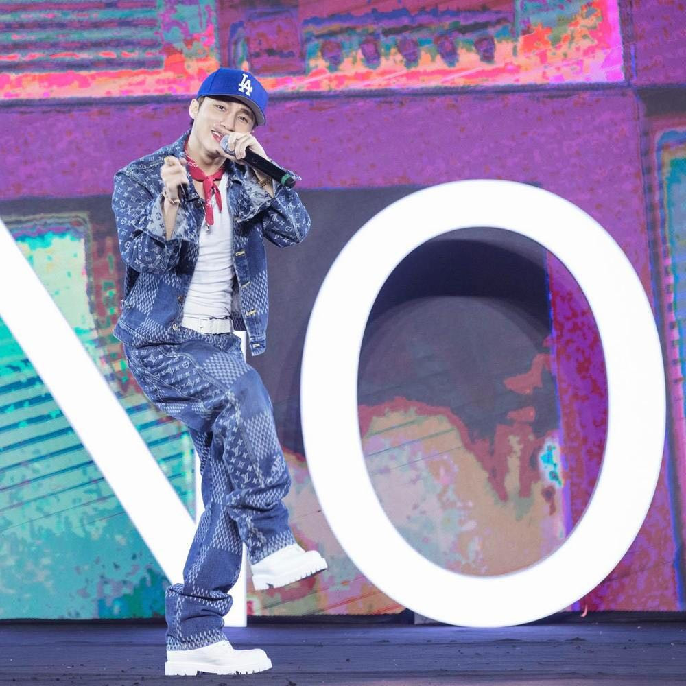 Đại gia Minh Nhựa “rap” về Wowy trên xe siêu sang 50 tỷ khiến cư dân mạng xôn xao ảnh 29