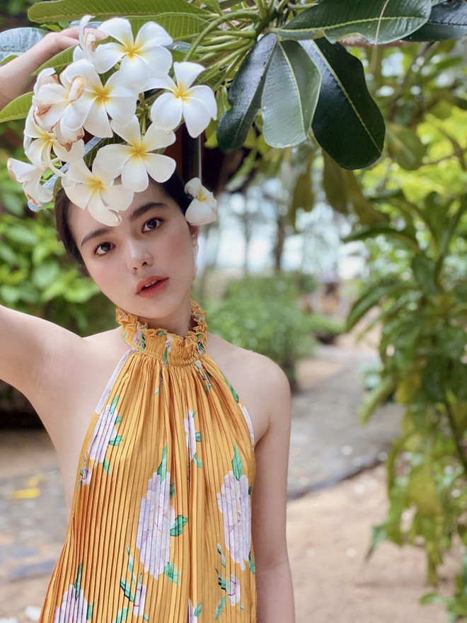 Sắc màu SV 2/7: Nể phục nữ sinh xinh đẹp kiếm cả trăm triệu đồng mỗi tháng ảnh 2