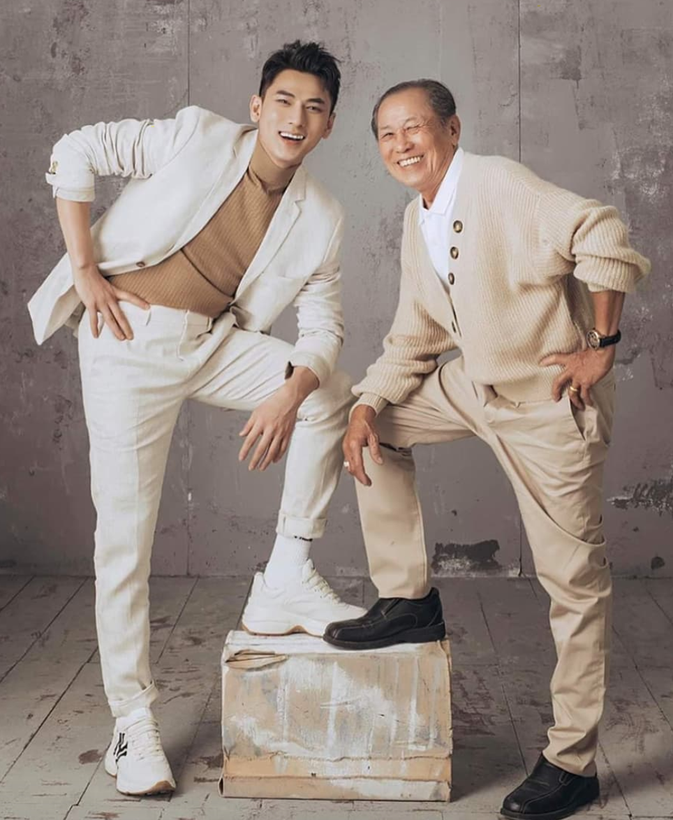 Showbiz 22/6: Hồ Ngọc Hà - Kim Lý hạnh phúc bên Subeo, Mai Phương Thúy khoe vòng 1 nảy nở ảnh 11