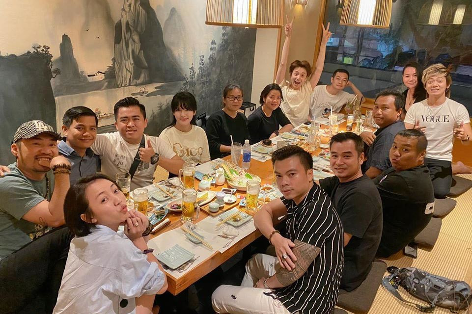 Showbiz 30/6: Hậu ly hôn, Bảo Ngọc vui vẻ bên gia đình, Hoài Lâm xuề xòa, xuống sắc ảnh 14