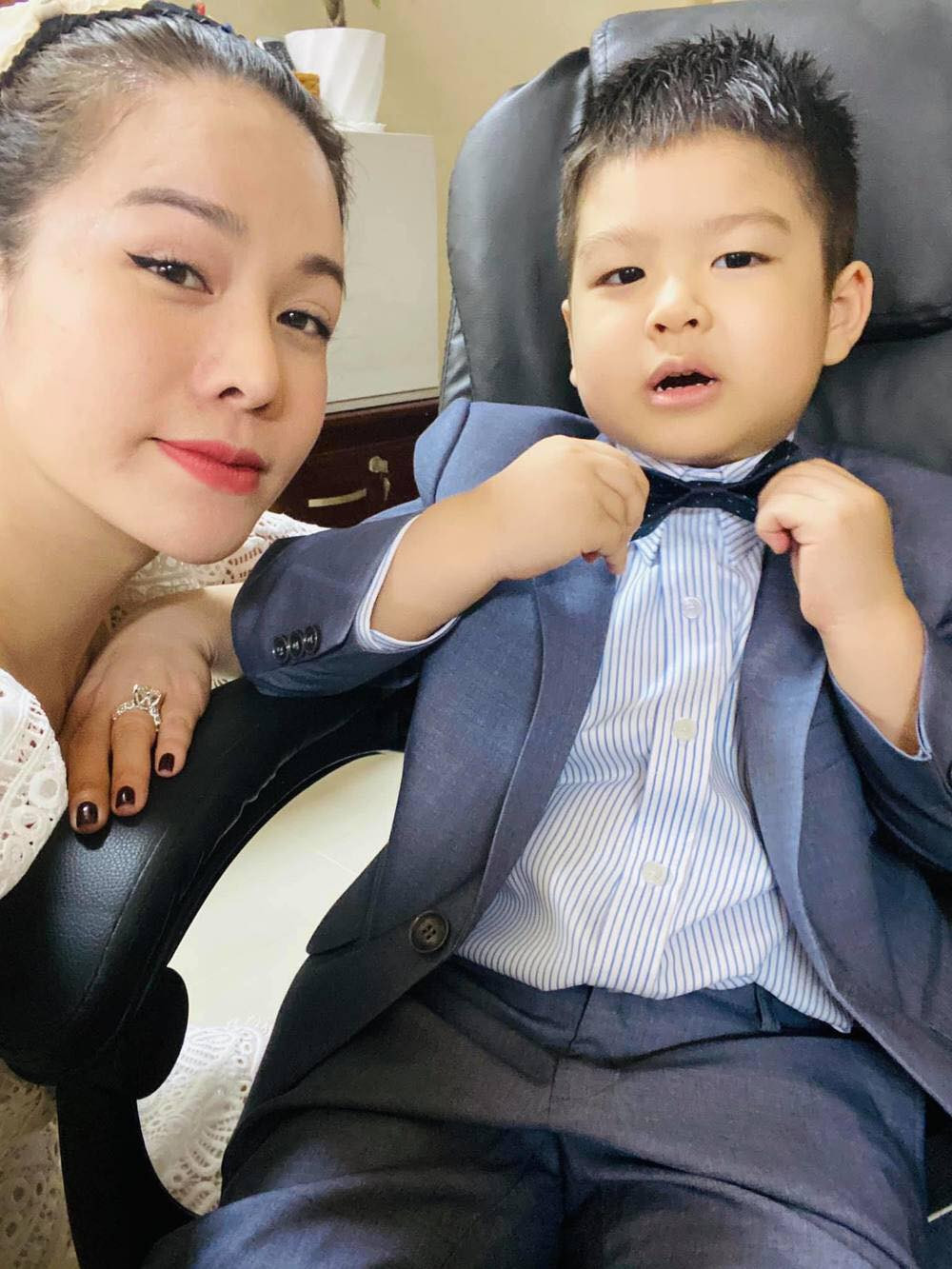 Lưu Hương Giang bị con gái tố “can thiệp dao kéo”; Hoa hậu Việt Nam 2006 khoe vòng 1 khủng ảnh 22