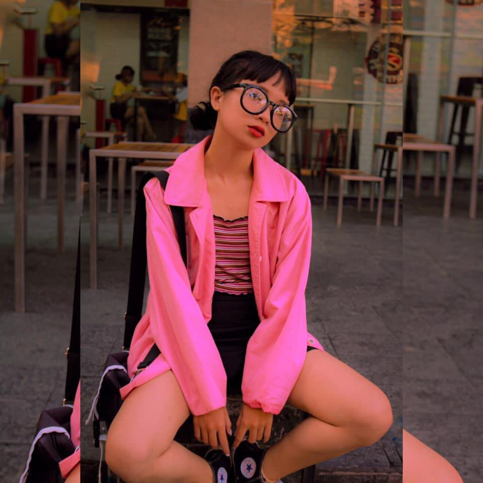 Sắc màu SV 2/8: Những nam thanh nữ tú con lai "nổi bần bật" vì quá đẹp ảnh 4