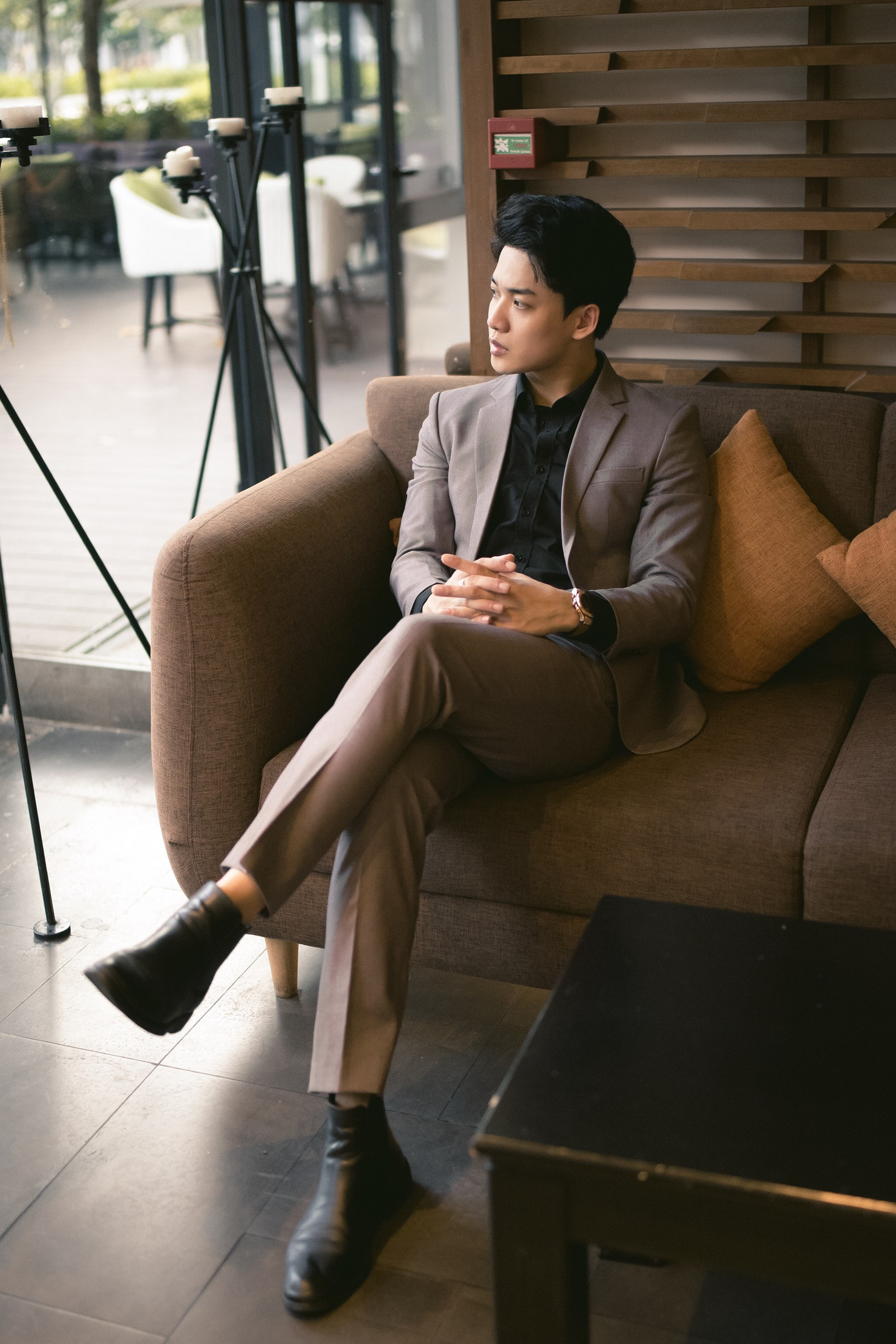 Minh Thắng:“Hot boy” xứ Huế chuẩn gu “soái ca” trong “Quý ông đại chiến“ ảnh 4