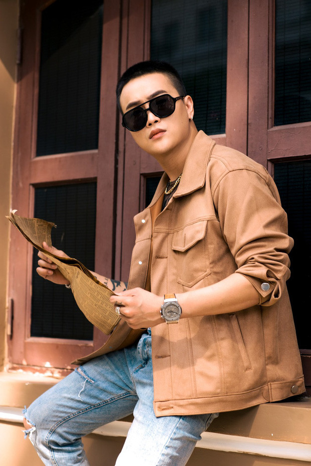 Showbiz 24/7: Lâm Vỹ Dạ khoe lưng trần, Midu để lộ mặt ít son phấn ảnh 6