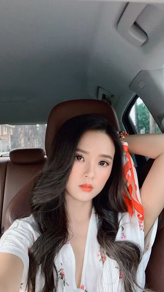 Showbiz 4/6: Hồng Ngọc hồi phục hoàn toàn sau bỏng, hai mẹ bầu Thu Thủy - Sara Lưu đọ sắc ảnh 3