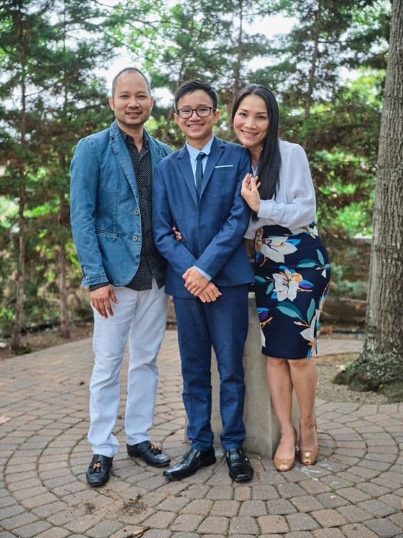 Showbiz 28/6: Lynk Lee lần đầu khoe vòng 1 nóng bỏng, Lâm Vỹ Dạ bức xúc khi bị mạo danh ảnh 13