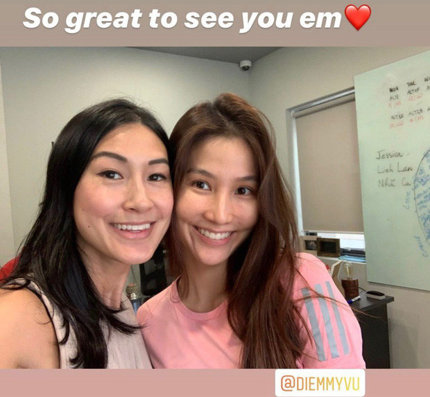 Showbiz 2/8: Phạm Quỳnh Anh khoe lưng trần gợi cảm, Sĩ Thanh diện đồ táo bạo ảnh 17