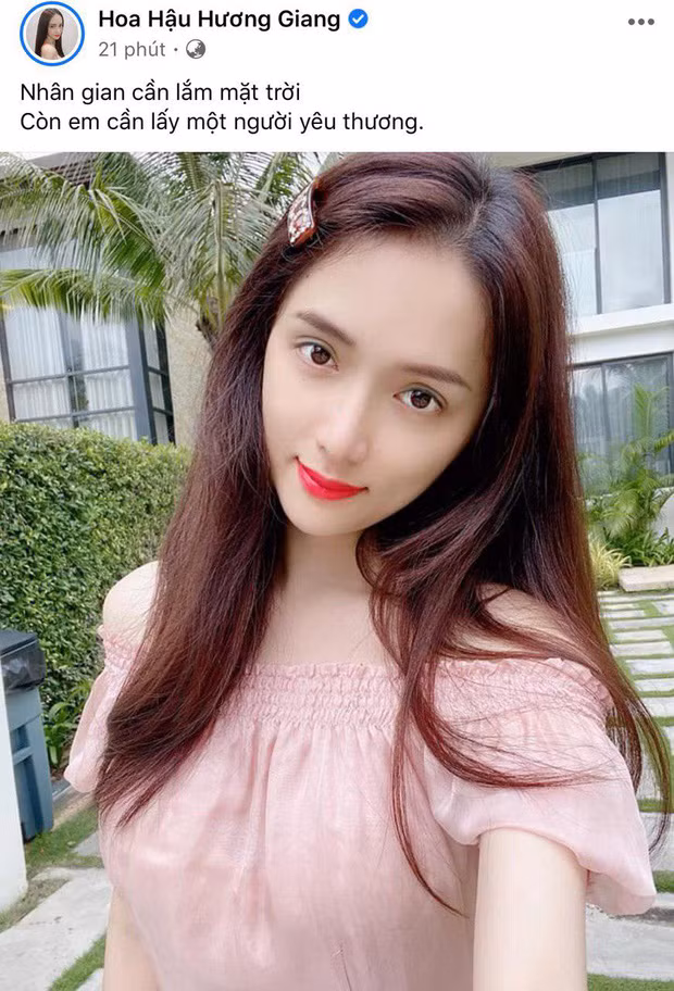 Showbiz 2/8: Phạm Quỳnh Anh khoe lưng trần gợi cảm, Sĩ Thanh diện đồ táo bạo ảnh 19