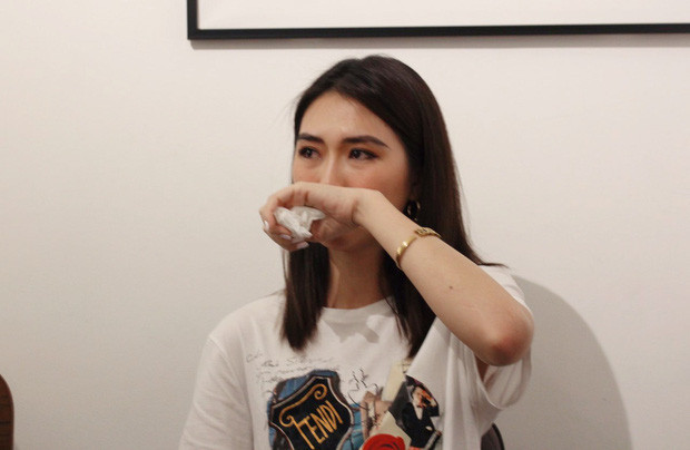 Showbiz 28/7: Trương Ngọc Ánh khoe vẻ quyến rũ, Ngọc Trinh “trưng trổ” body căng đét ảnh 9