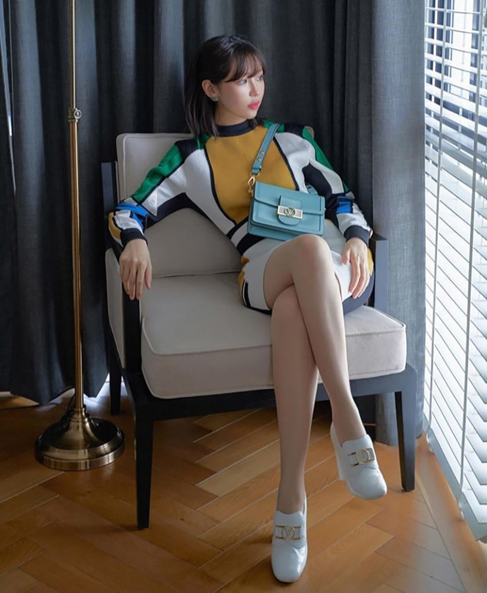 Showbiz Việt 29/4: Tóc Tiên diện bikini bốc lửa, Đào Bá Lộc tung ảnh mặt mộc gây “choáng“ ảnh 7