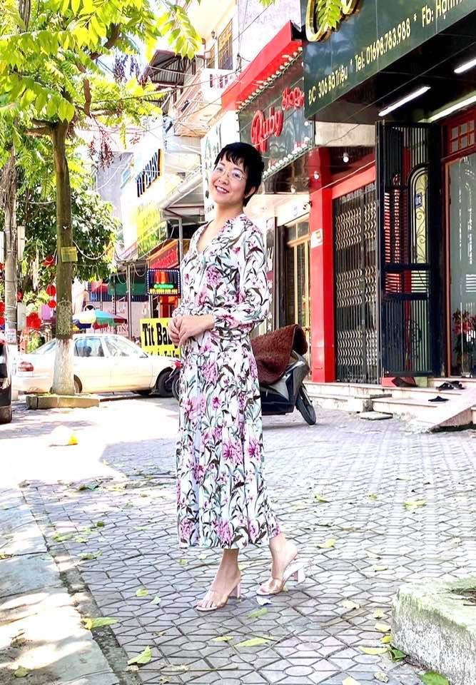 Showbiz Việt 29/4: Tóc Tiên diện bikini bốc lửa, Đào Bá Lộc tung ảnh mặt mộc gây “choáng“ ảnh 6