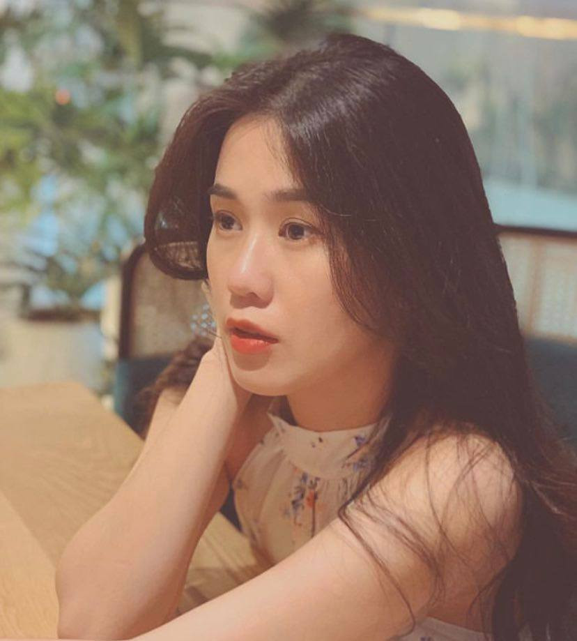 Showbiz 20/6: Hương Giang khoe body căng đét, Trương Ngọc Ánh - Trần Bảo Sơn tái ngộ ảnh 15