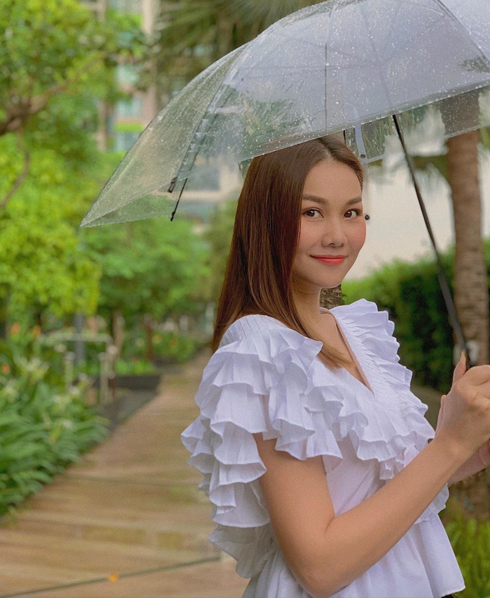 Showbiz 8/6: Chi Pu uất ức khi bị vùi dập, Cara Phương tích cực “thả thính” Noway ảnh 9