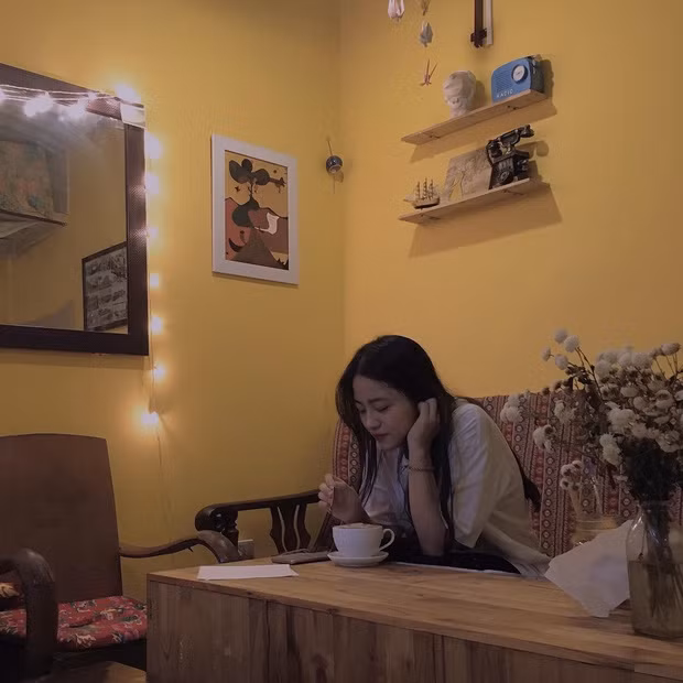 Sắc màu SV 20/7: Nữ sinh viên Y Dược đẹp tựa thiên thần, nhan sắc “lên hương” sau giảm cân ảnh 16