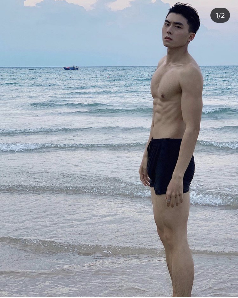 Hương Giang “tình tứ” trên du thuyền cùng bạn trai; Phạm Hương “đẫy đà” vì nghỉ dịch ảnh 14