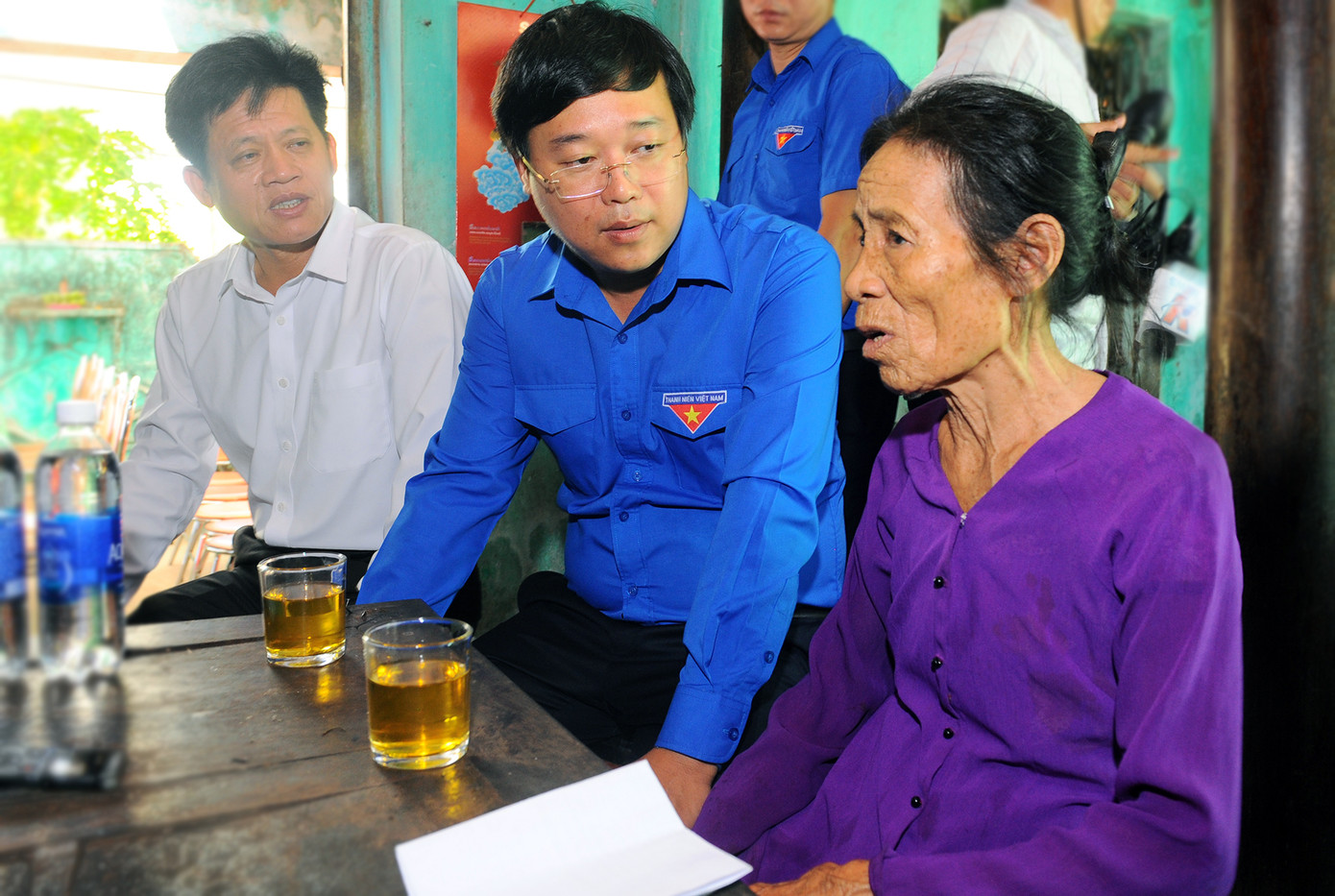 Dựng nhà tặng cựu thanh niên xung phong có hoàn cảnh khó khăn ảnh 2