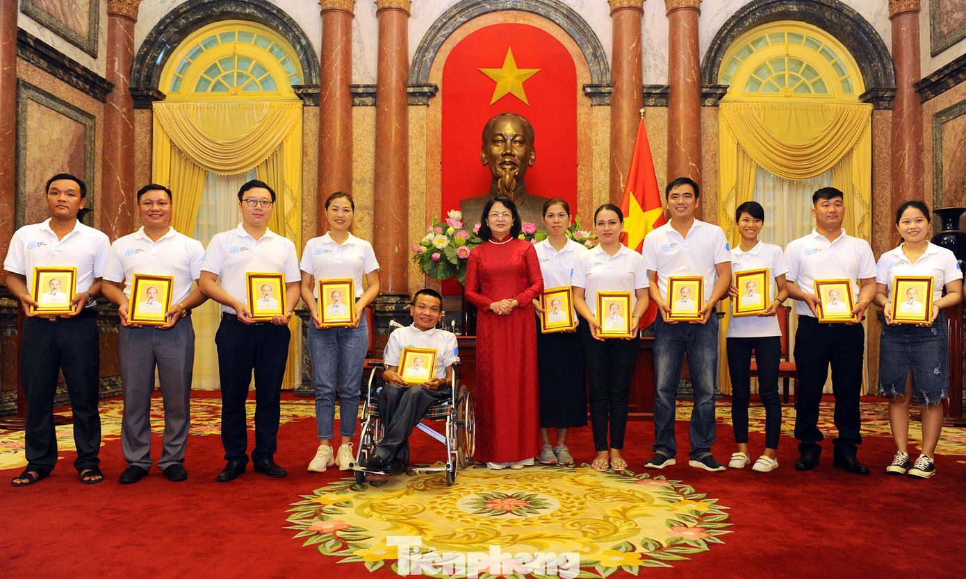 Phó Chủ tịch nước: Gia đình là tế bào xã hội, tế bào tốt xã hội mới tốt ảnh 6