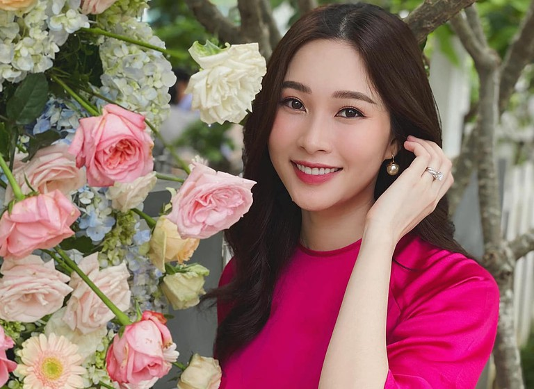 Hoa hậu Việt Nam duy nhất được người hâm mộ gọi là 'thần tiên tỷ tỷ' ảnh 1