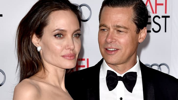 Angelina Jolie bán tranh hiếm Brad Pitt tặng, do cựu Thủ tướng Anh vẽ được 11,5 triệu USD ảnh 2