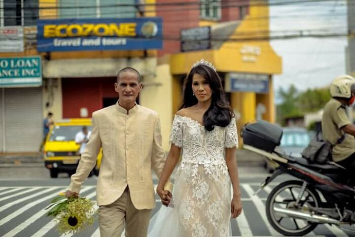 Bộ ảnh cưới của cặp đôi vô gia cư sống chung 24 năm chưa từng vào lễ đường ảnh 20