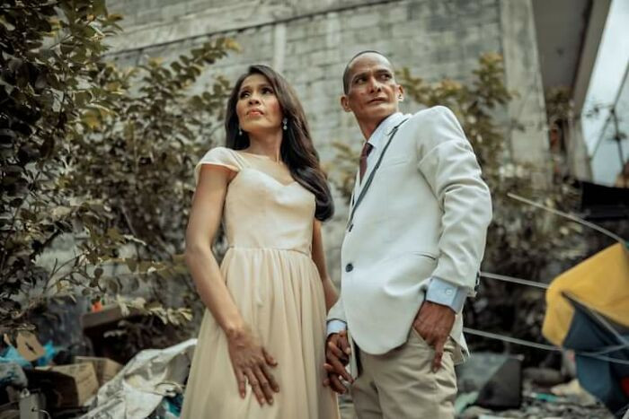 Bộ ảnh cưới của cặp đôi vô gia cư sống chung 24 năm chưa từng vào lễ đường ảnh 11