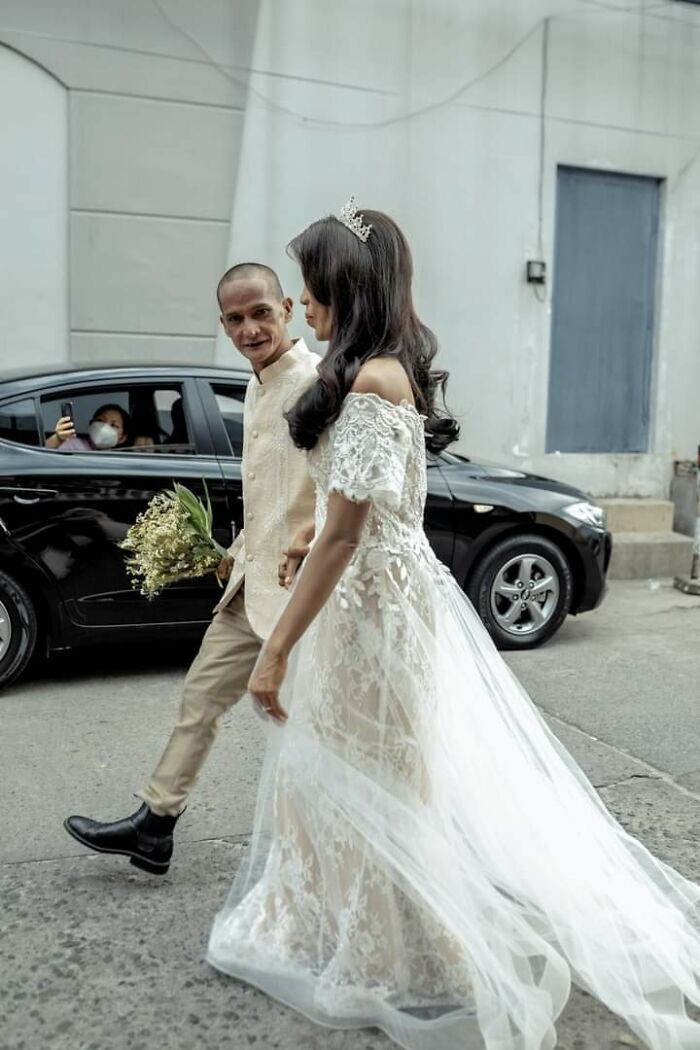 Bộ ảnh cưới của cặp đôi vô gia cư sống chung 24 năm chưa từng vào lễ đường ảnh 19