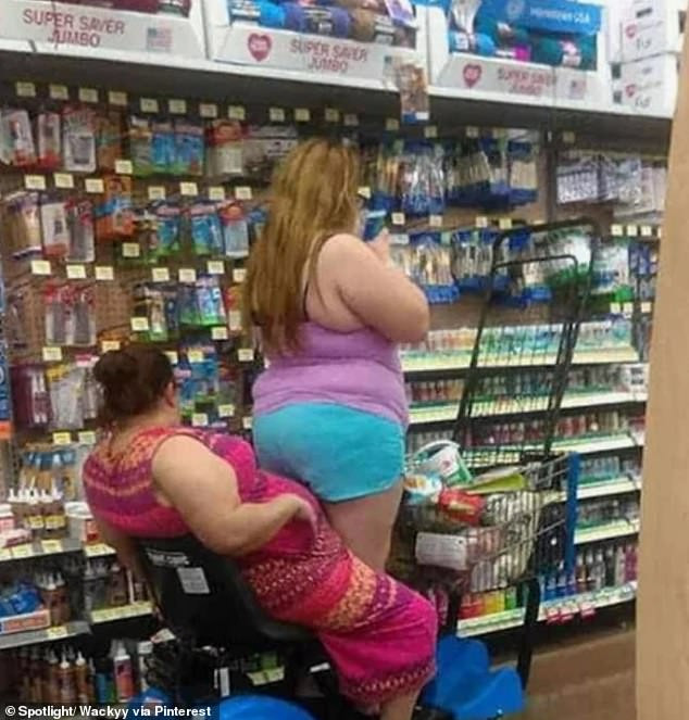 Dân mạng khắp thế giới chia sẻ những tình huống ‘khó đỡ’ trong siêu thị ảnh 4