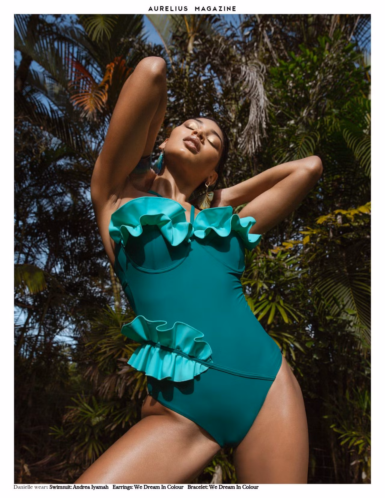 Sắc vóc nóng bỏng 'thiêu đốt' ánh nhìn của mẫu áo tắm Danielle Herrington ảnh 9