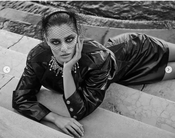 'Thiên thần nội y' Taylor Hill tung ảnh sexy, đẹp đến 'nín thở' ảnh 3