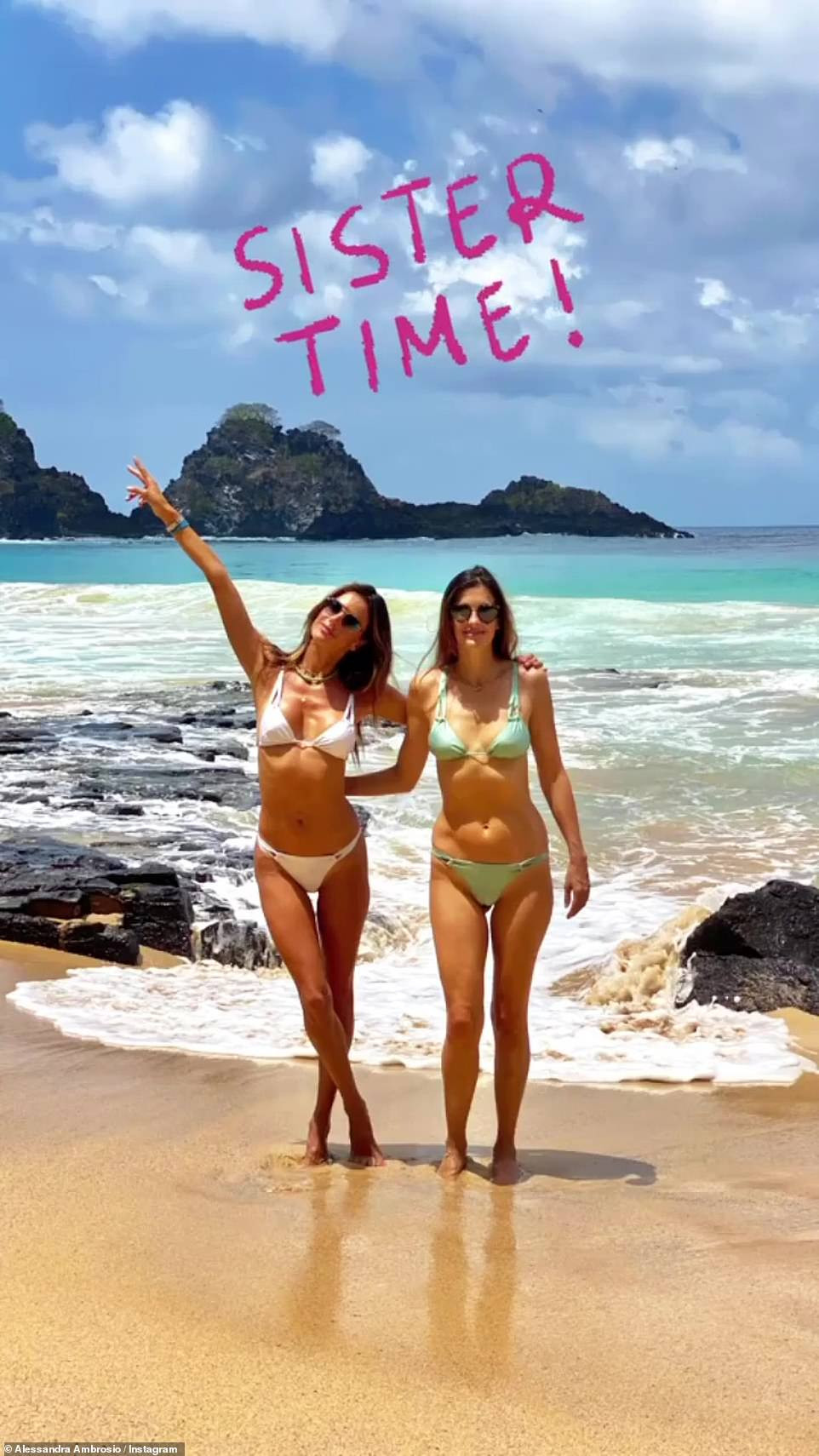 Siêu mẫu Alessandra Ambrosio đẹp ngất ngây với bikini hút hồn phái mạnh ảnh 7
