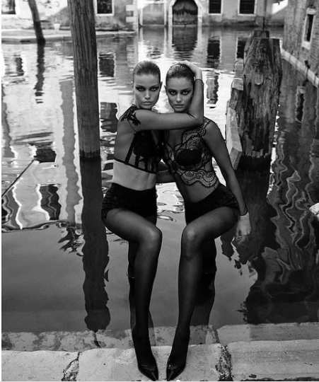 'Thiên thần nội y' Taylor Hill tung ảnh sexy, đẹp đến 'nín thở' ảnh 7