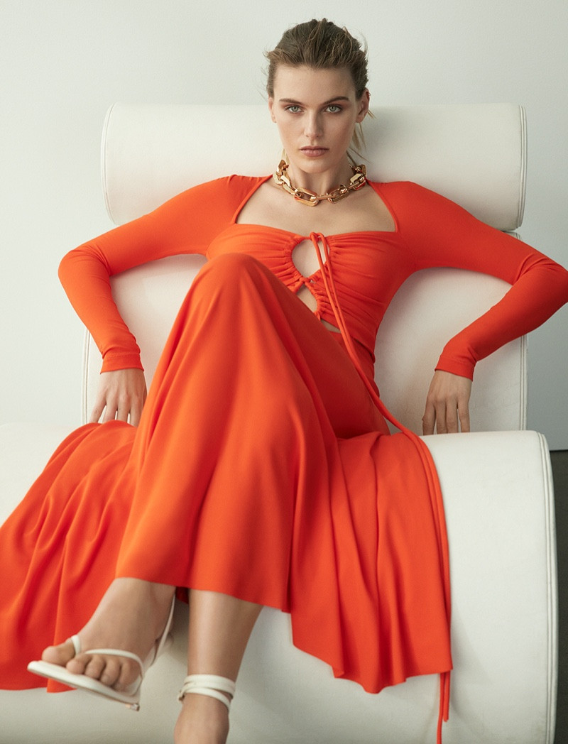 Sắc vóc nóng bỏng của chân dài 9x Madison Headrick ảnh 5