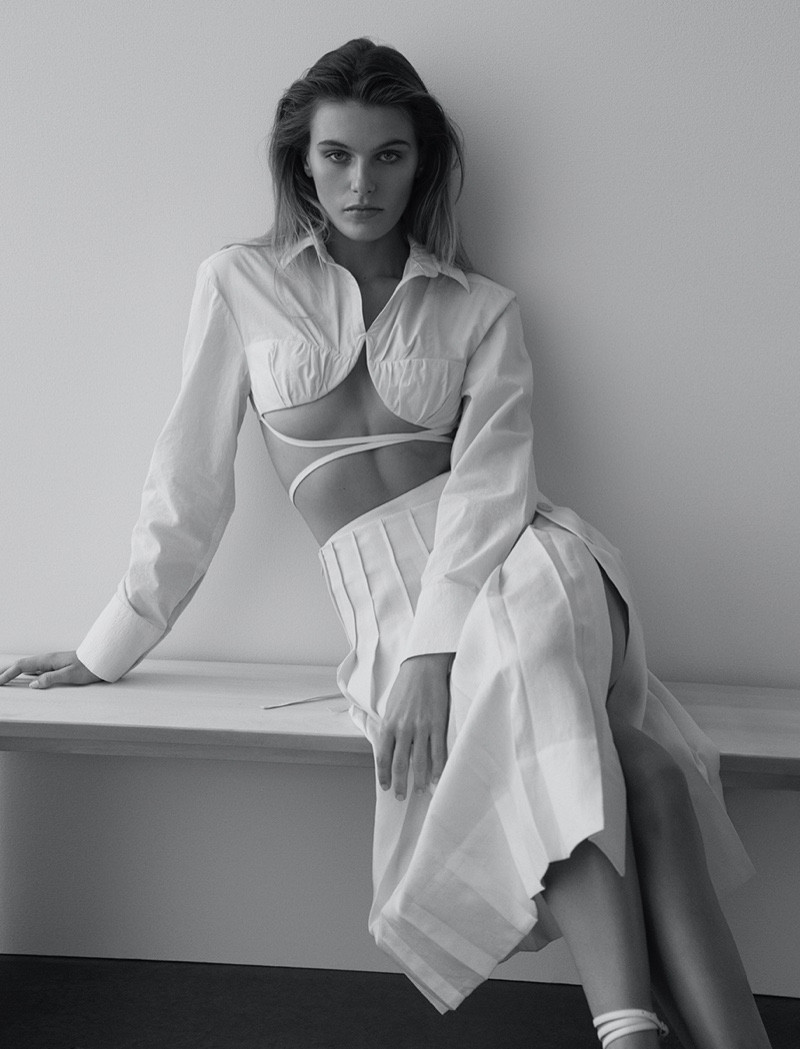 Sắc vóc nóng bỏng của chân dài 9x Madison Headrick ảnh 4