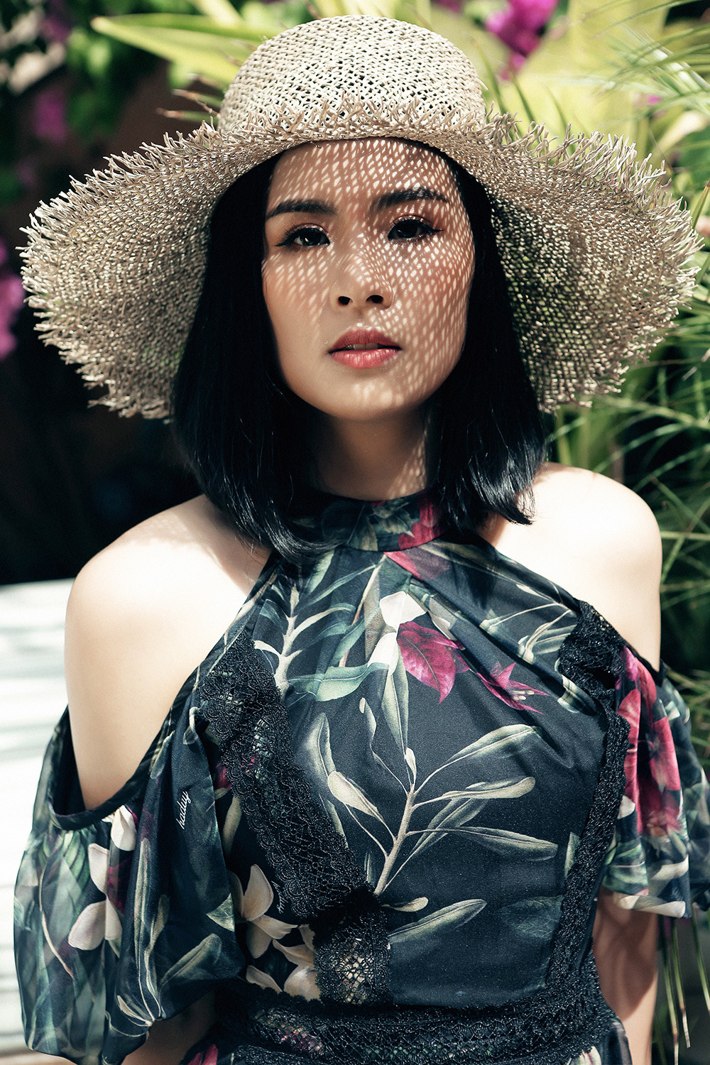 'Lột xác' sau khi giảm cân và cắt tóc ngắn, Ngọc Hân mặc váy xẻ sâu gợi cảm ảnh 9