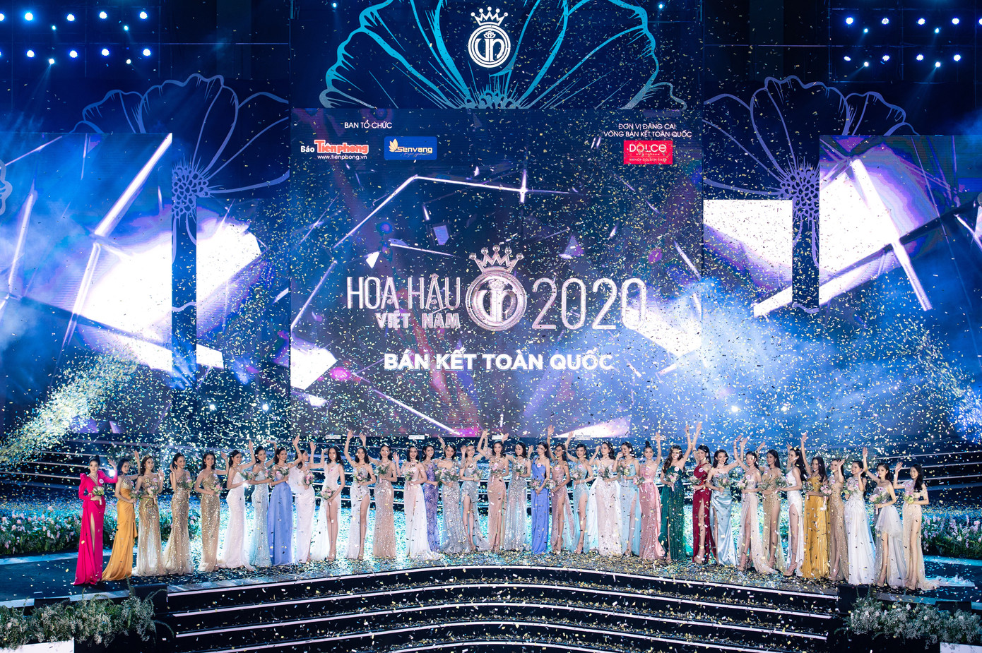 Top 35 thí sinh bước tiếp vào Chung kết toàn quốc Hoa hậu Việt Nam 2020 Aqua Việt Nam góp phần mang đến thành công cho đêm bán kết HHVN 2020 ảnh 1