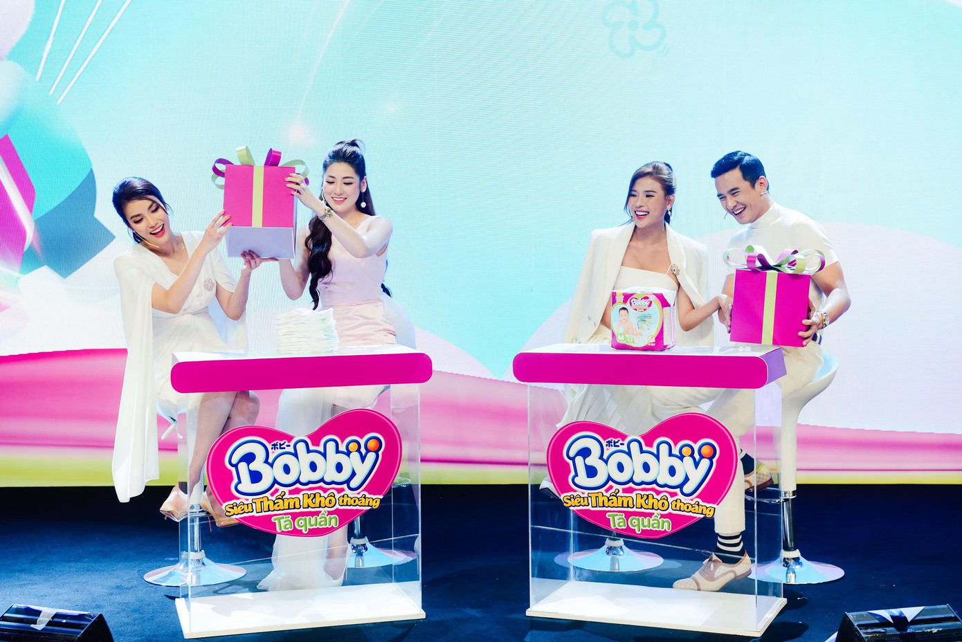 Lan Khuê, Tú Anh bất ngờ trước siêu phẩm mới dành cho mẹ bỉm sữa ảnh 7